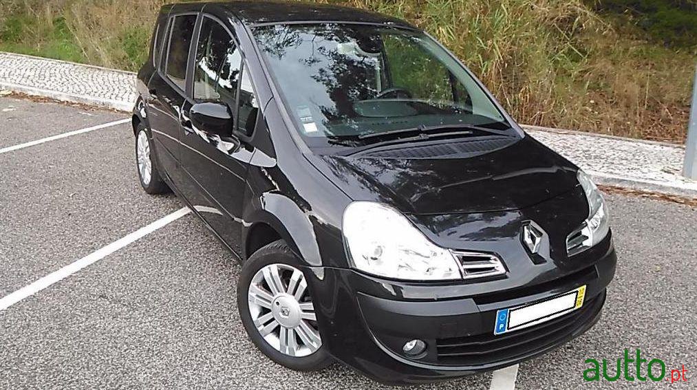 2010' Renault Modus 1.5 dCi Dynamique S photo #1