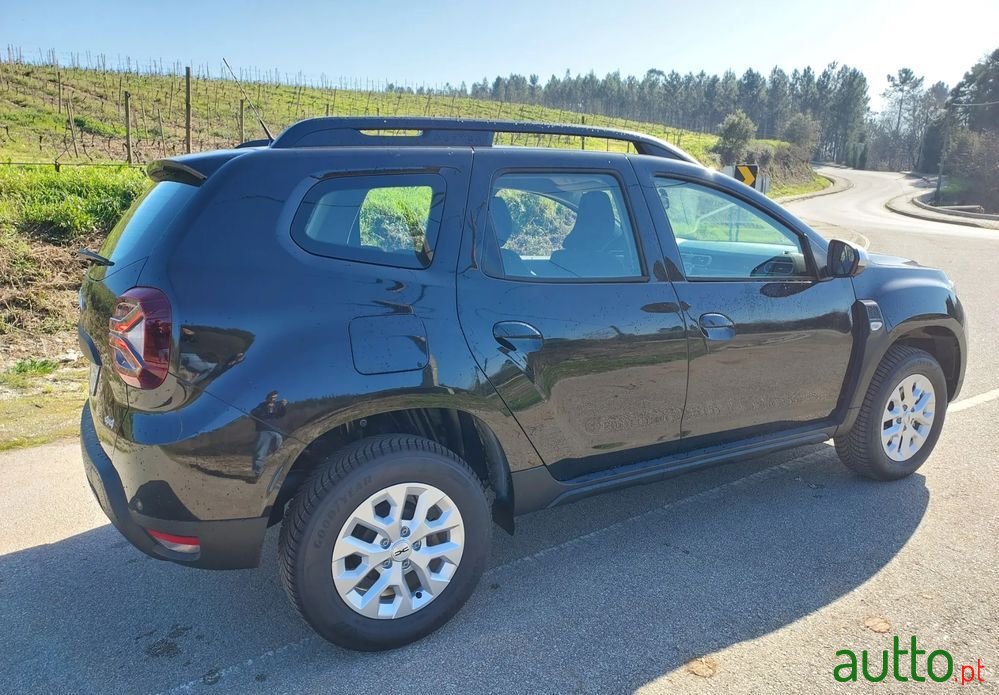 2023' Dacia Duster photo #4