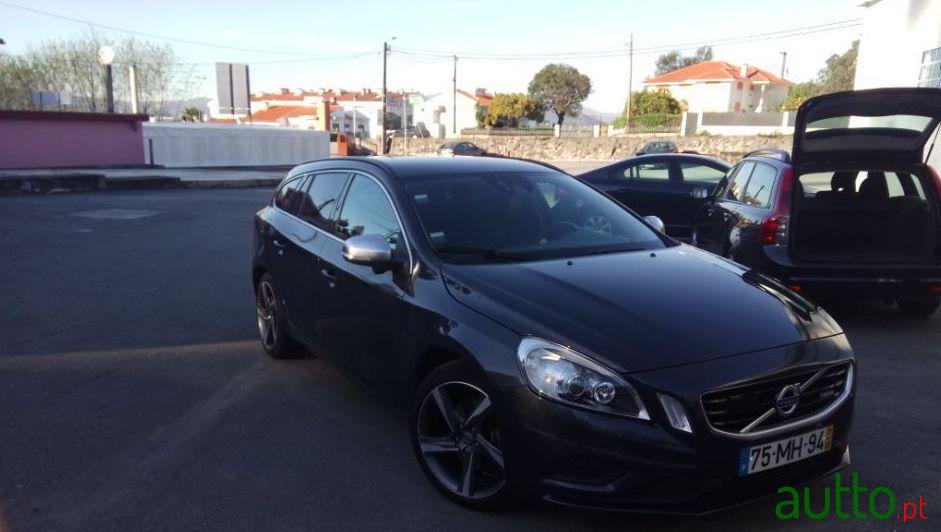 2011' Volvo V60 photo #4