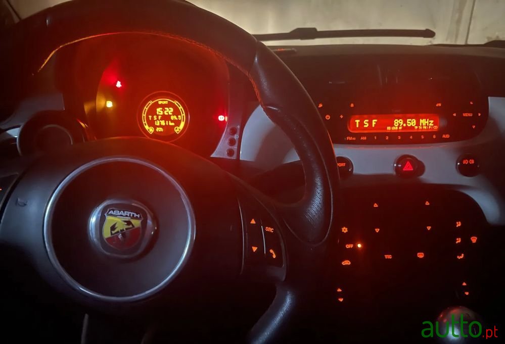 2012' Fiat 595 Abarth photo #6