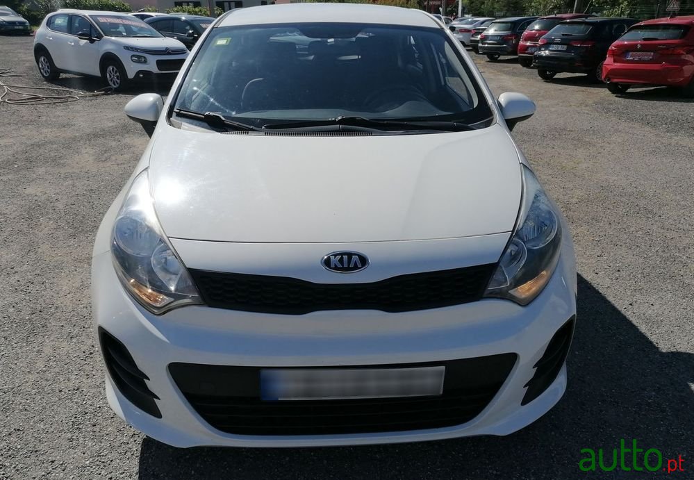 2016' Kia Rio 1.1 Crdi photo #2