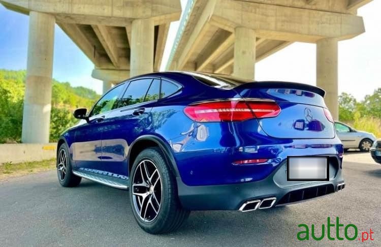 2016' Mercedes-Benz GLC photo #2