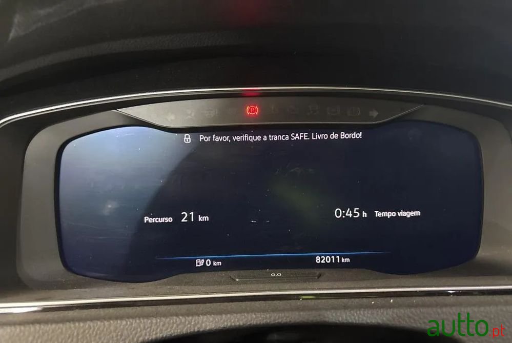 2019' Volkswagen Golf photo #5