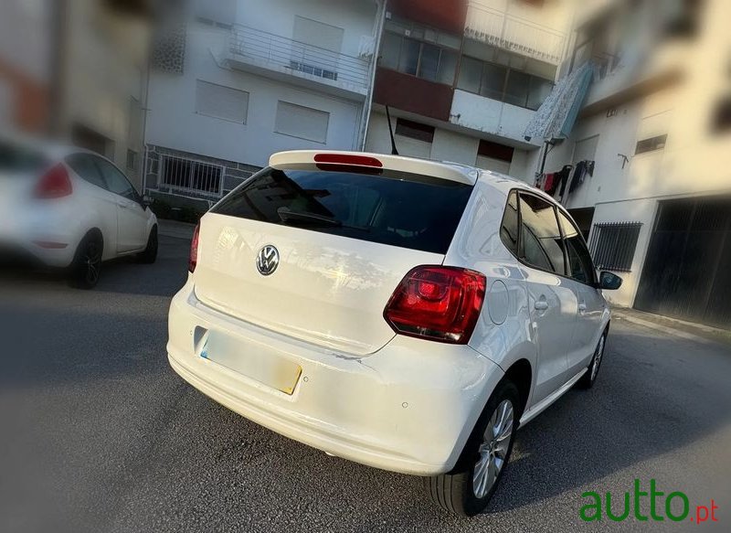 2013' Volkswagen Polo 1.2 Tdi Life photo #3