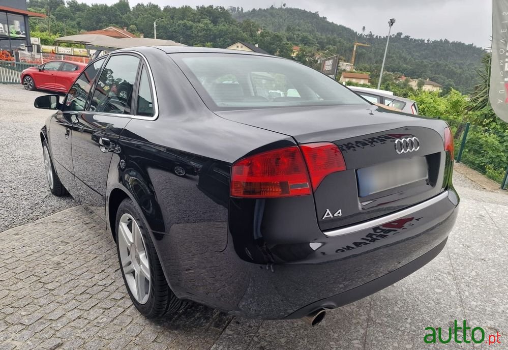 2005' Audi A4 1.6 Exclusive photo #5