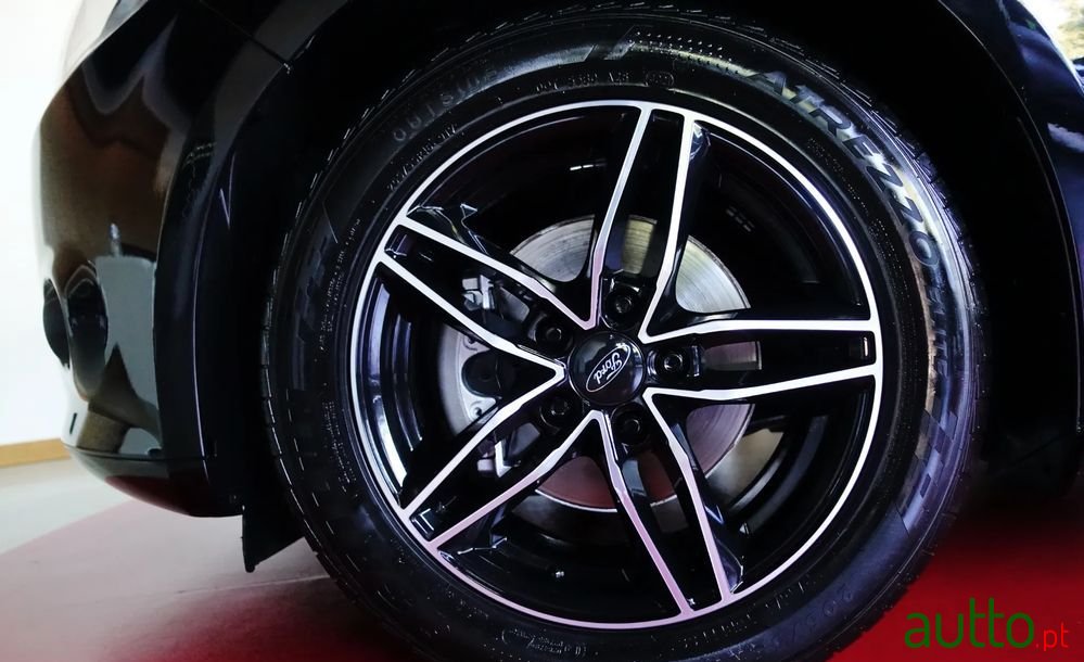 2014' Ford Focus 1.6 Tdci Titanium photo #6