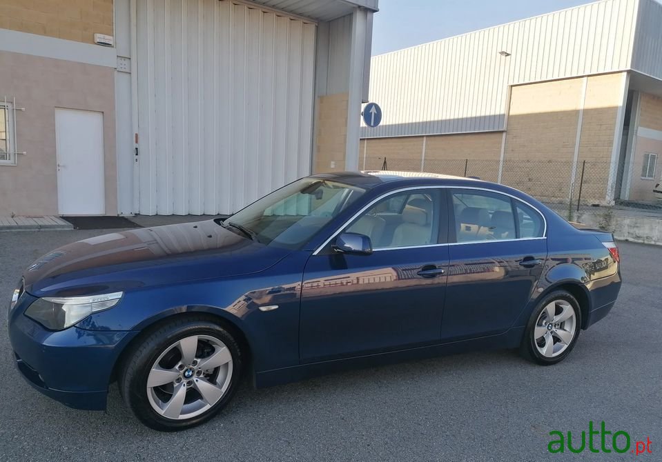 2006' BMW 520 photo #1