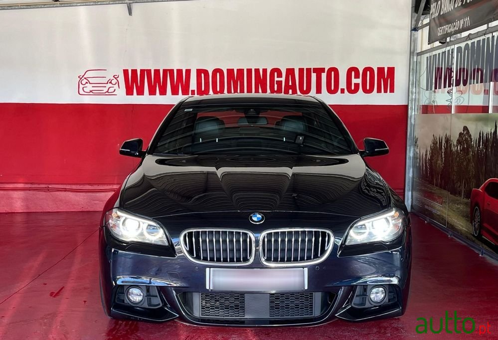 2015' BMW Série 5 D Pack M Auto photo #2