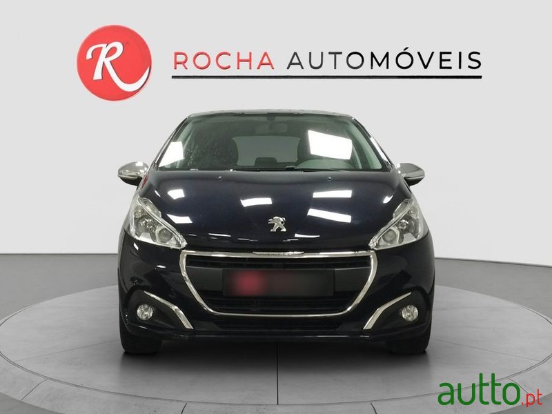 2017' Peugeot 208 1.2 Puretech Style photo #2