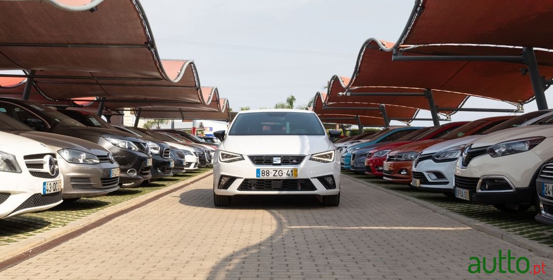 2019' SEAT Ibiza photo #2