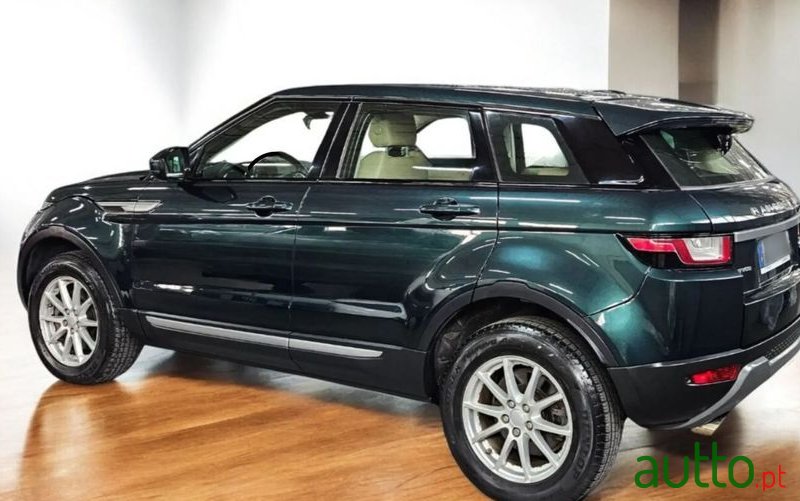 2015' Land Rover Range Rover Evoque photo #5