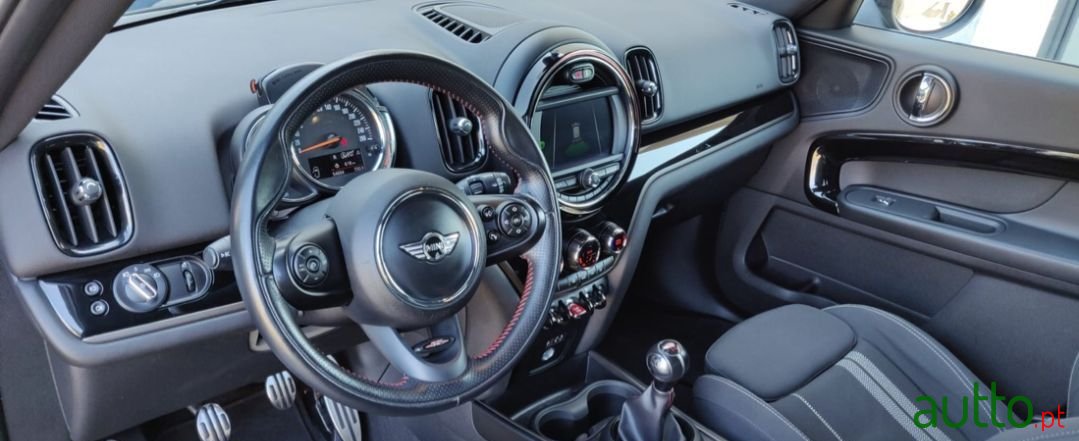 2018' MINI Countryman photo #5