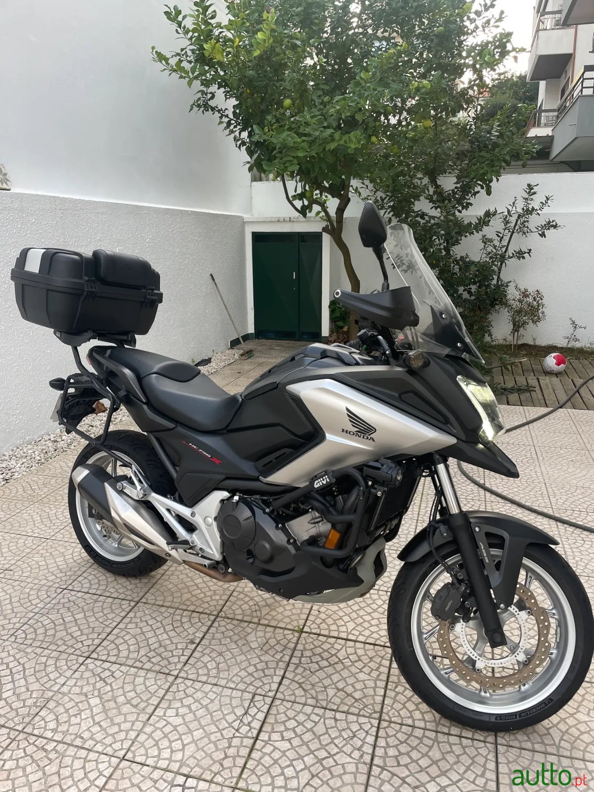 2017' Honda NC750X photo #1