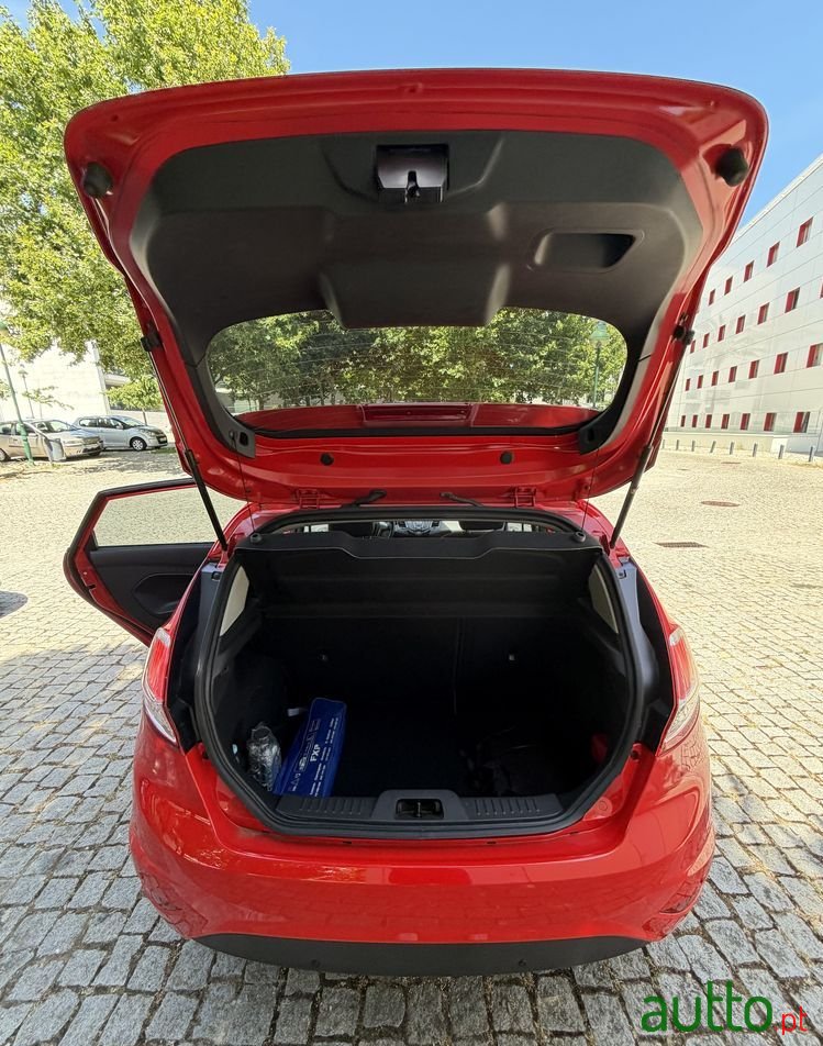 2016' Ford Fiesta photo #4