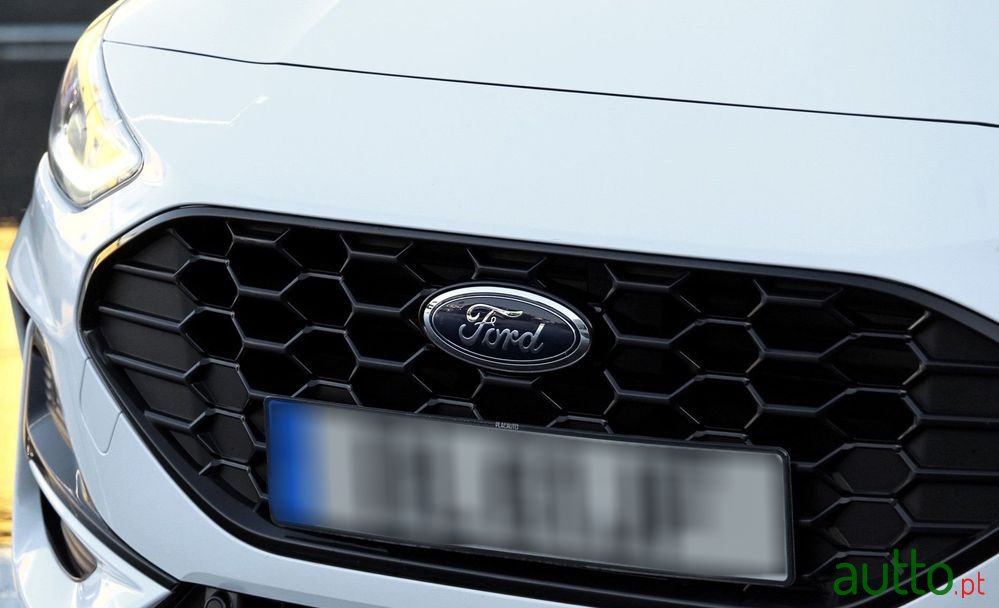2024' Ford Focus photo #3