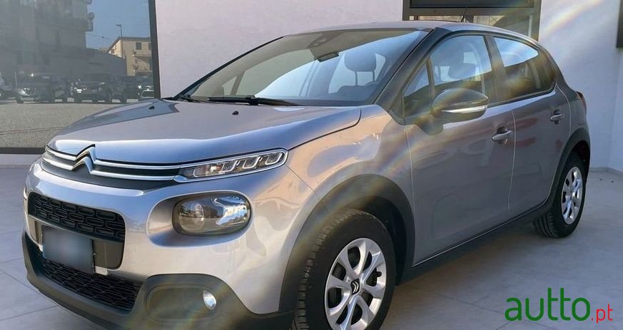 2019' Citroen C3 1.2 Puretech Feel photo #1