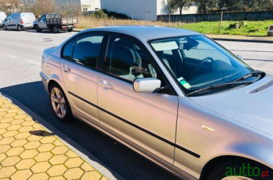 2004' BMW 320 photo #1