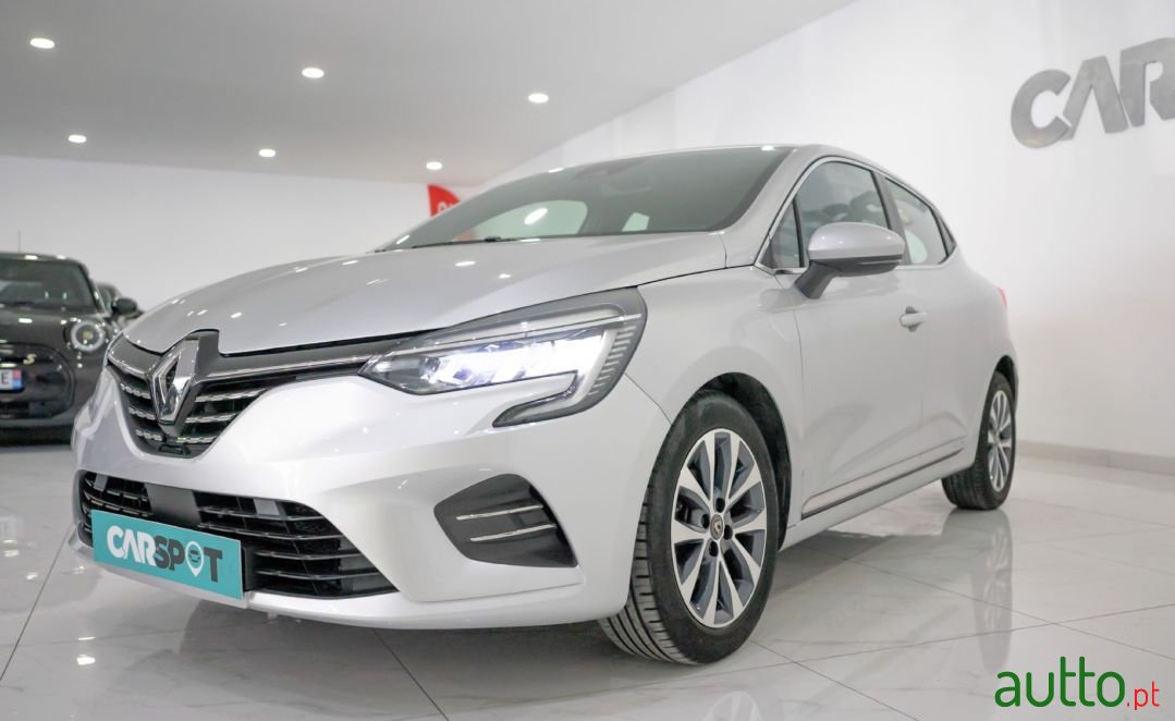 2020' Renault Clio photo #5