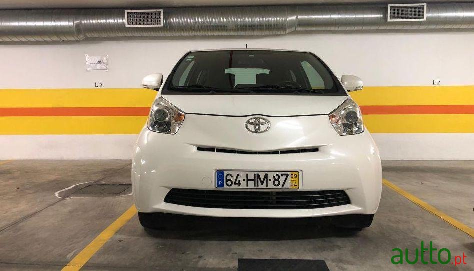 2009' Toyota iQ photo #3