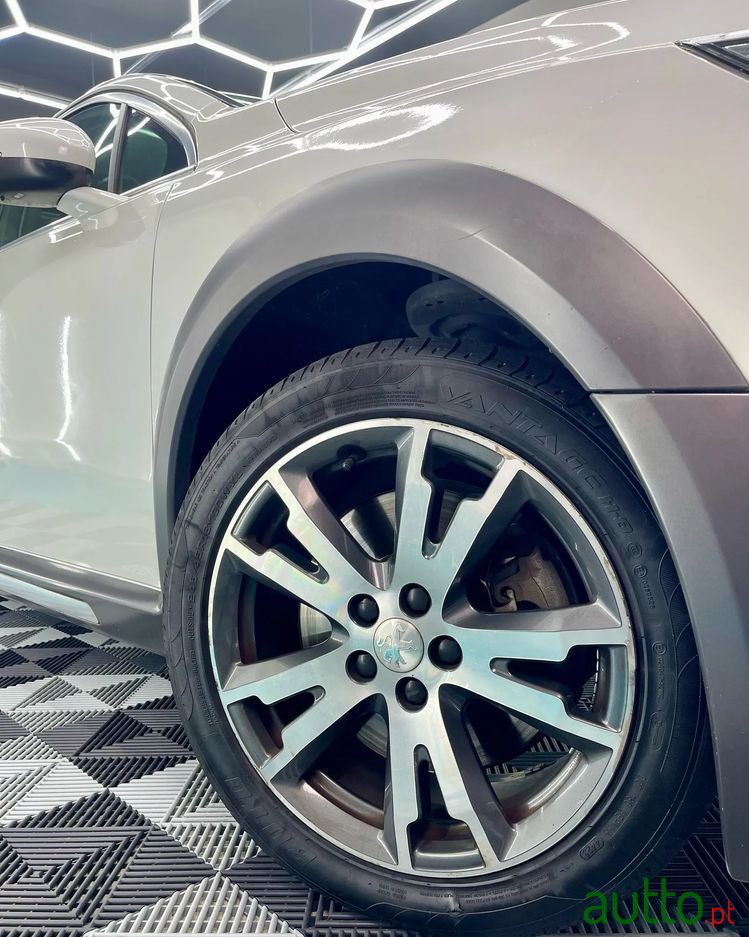 2015' Peugeot 508 RXH photo #4