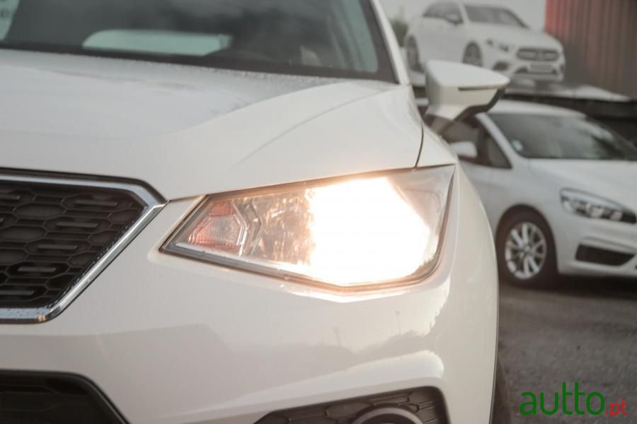 2018' SEAT Arona photo #2
