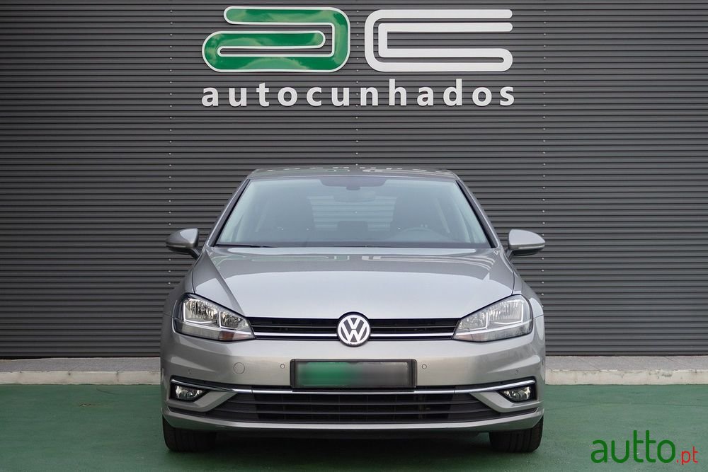 2017' Volkswagen Golf 1.0 Tsi Confortline photo #2