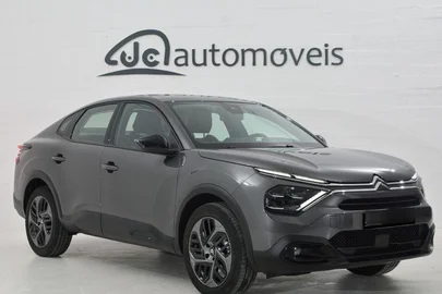 2024' Citroen C4 X