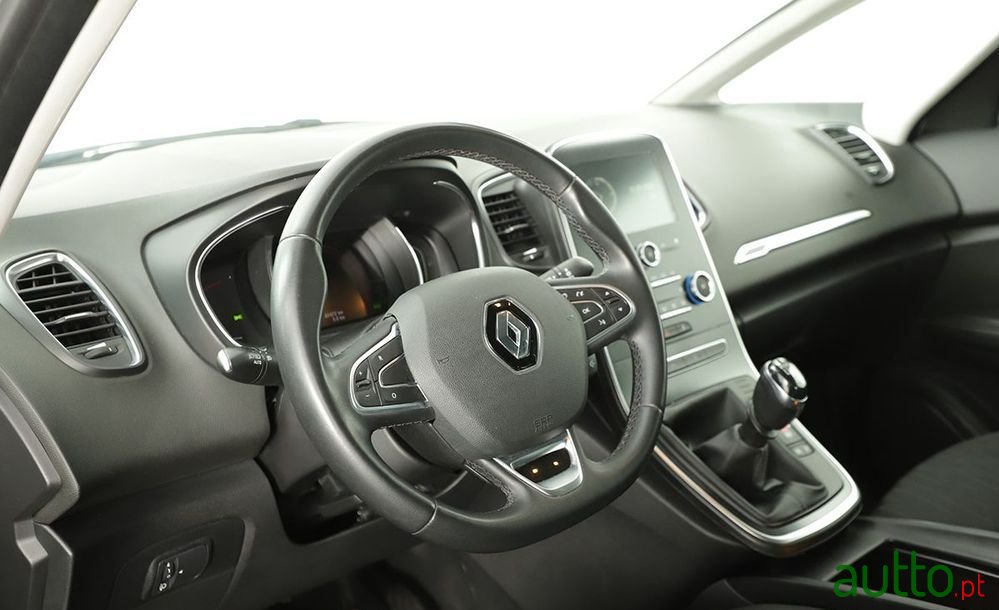 2020' Renault Grand Scenic photo #5