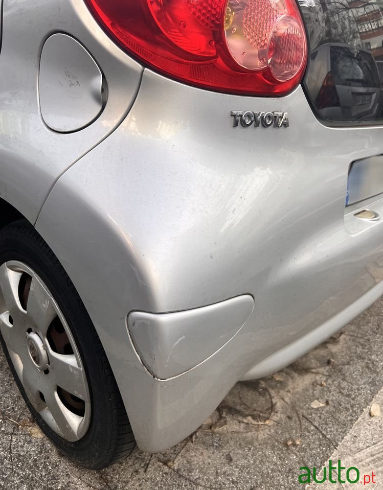 2009' Toyota Aygo 1.0 + Ac photo #6