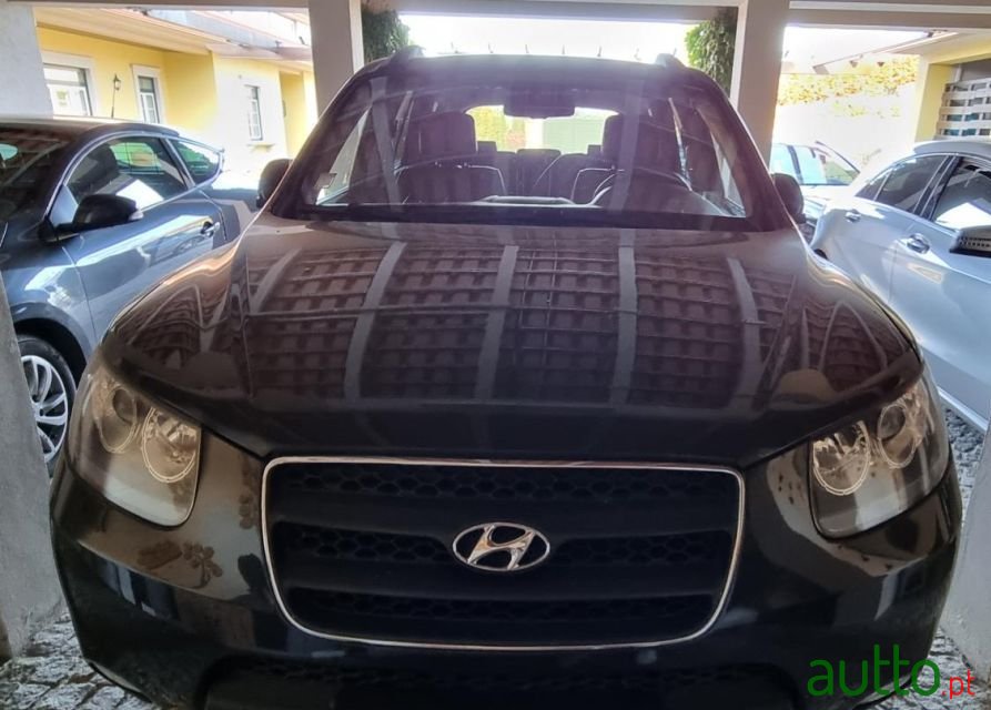 2009' Hyundai Santa Fe photo #1