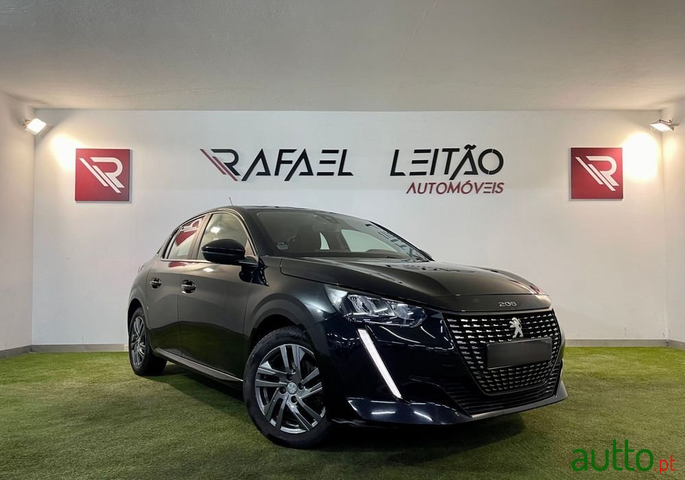 2022' Peugeot 208 photo #4