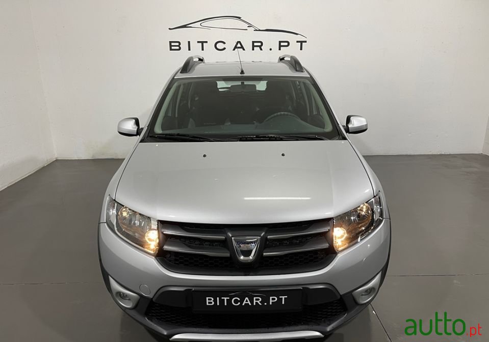 2016' Dacia Sandero Stepway photo #2
