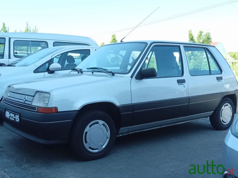 1988' Renault 5 photo #1