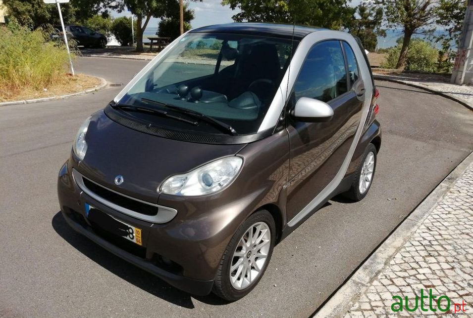 2010' Smart Fortwo photo #1