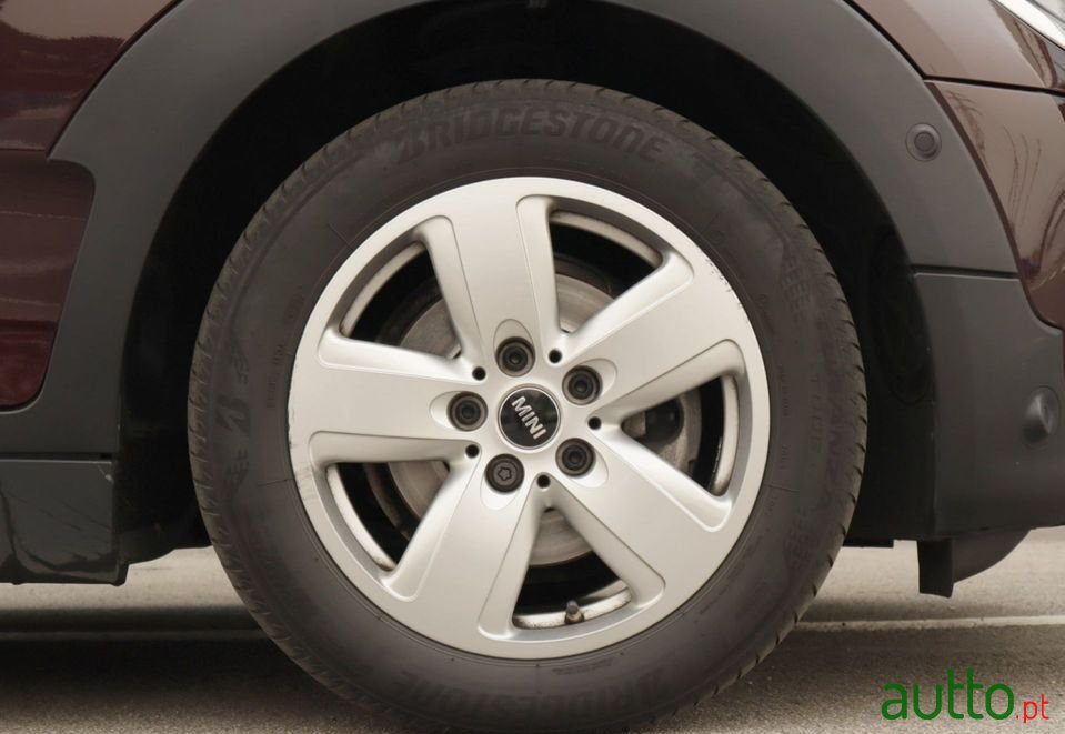 2017' MINI Clubman photo #6