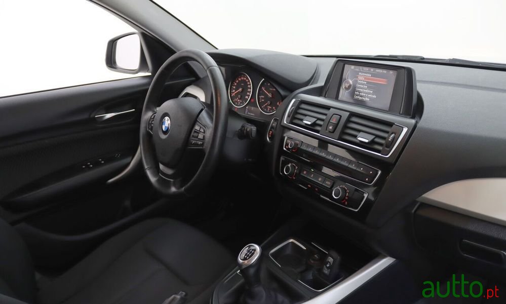 2015' BMW 116 D Efficientdynamics photo #5