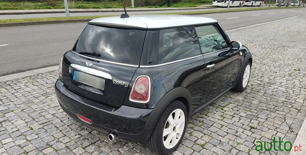 2008' MINI Cooper D 3 Portas photo #2