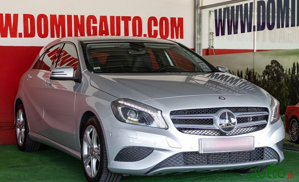 2013' Mercedes-Benz A 180 Cdi Be Urban photo #1