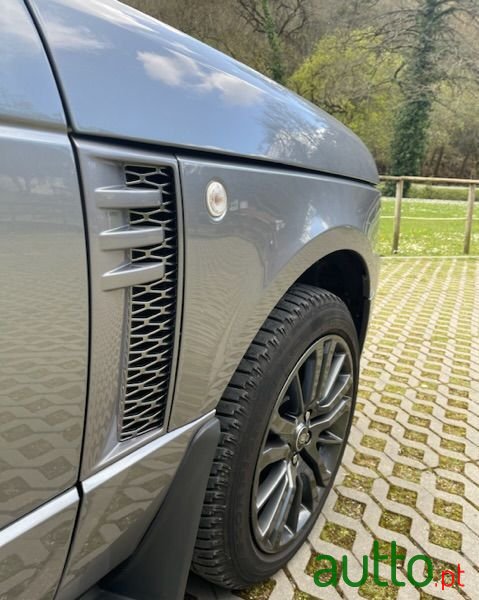 2011' Land Rover Range Rover photo #4