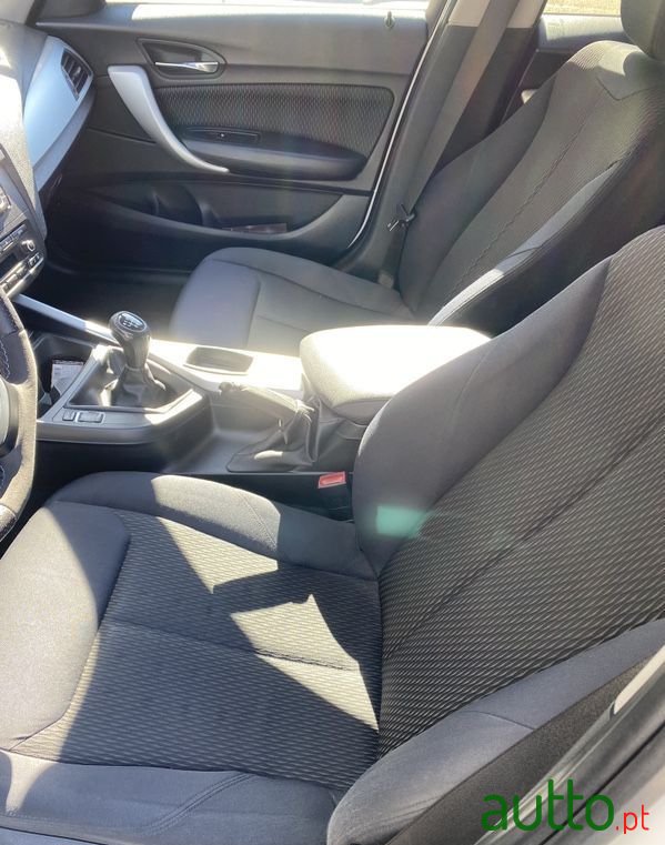 2012' BMW 116 D Efficientdynamics photo #5