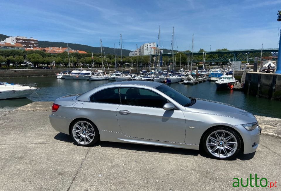 2007' BMW 325 photo #3