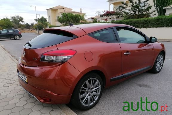 2010' Renault Megane photo #4