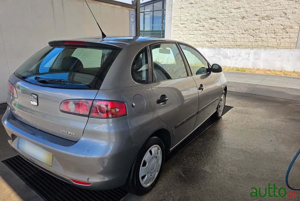 2003' SEAT Ibiza photo #5