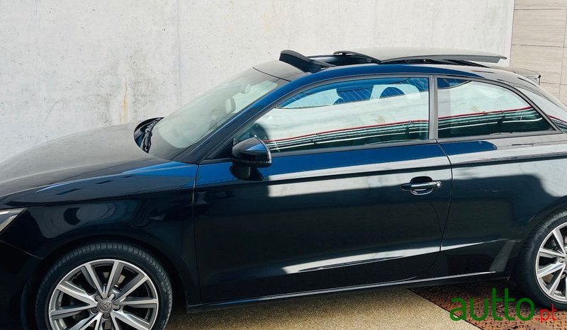 2011' Audi A1 1.6 Tdi Sport photo #6