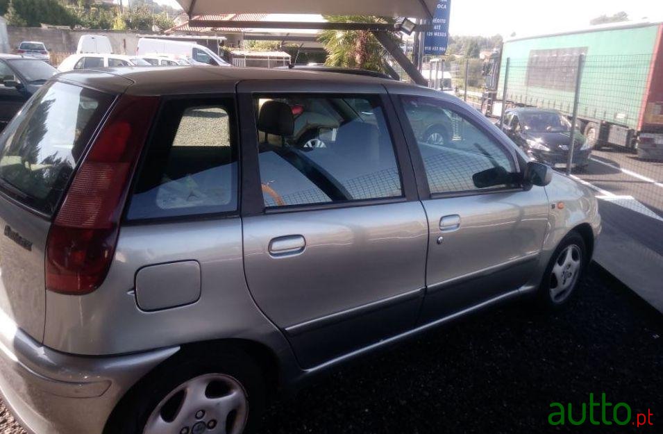 1994' Fiat Punto photo #1