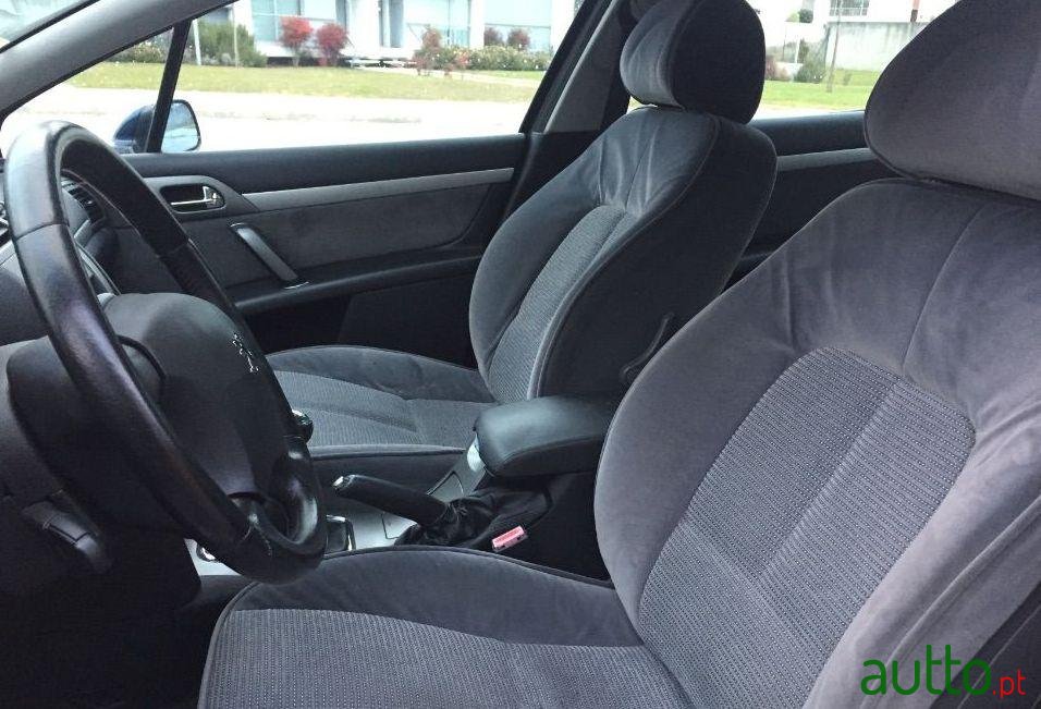 2005' Peugeot 407 1.6 Hdi photo #2