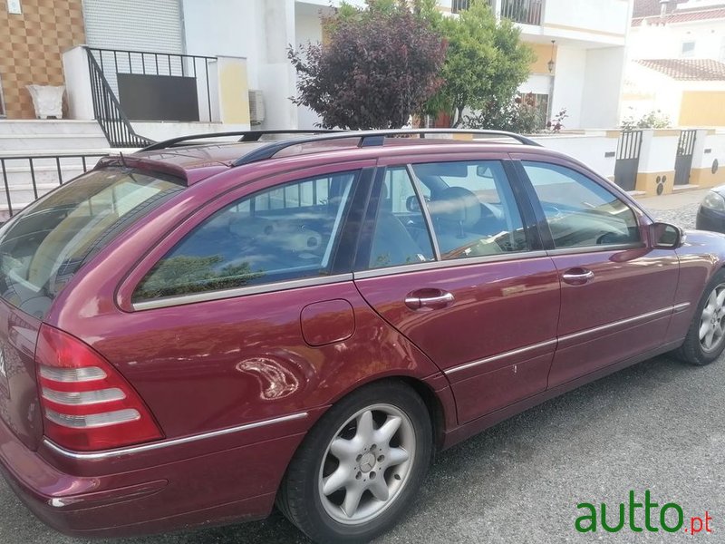 2002' Mercedes-Benz Classe C photo #3