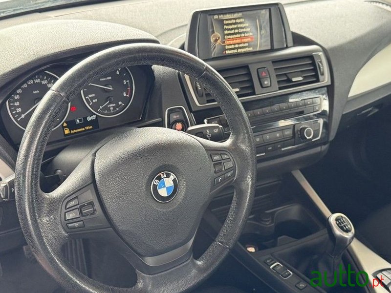 2016' BMW Série 1 D Line Urban photo #6