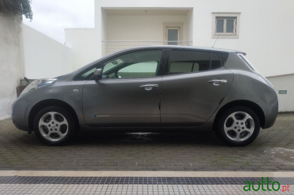 2017' Nissan Leaf photo #3