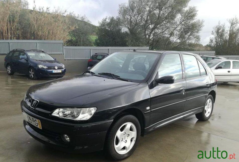 2001' Peugeot 306 1.4 I Xr photo #2